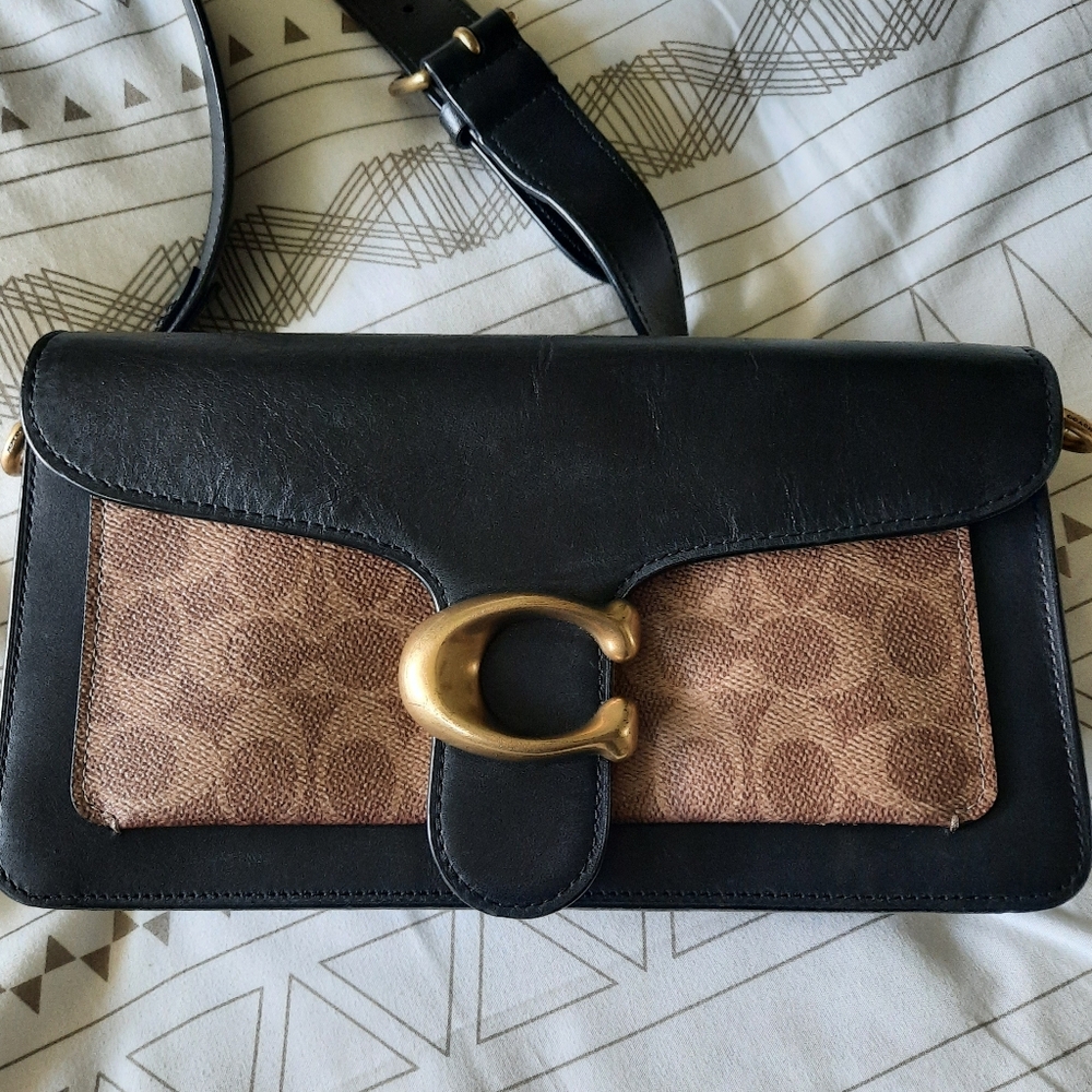 Coach leather Tabby bag, authentic.